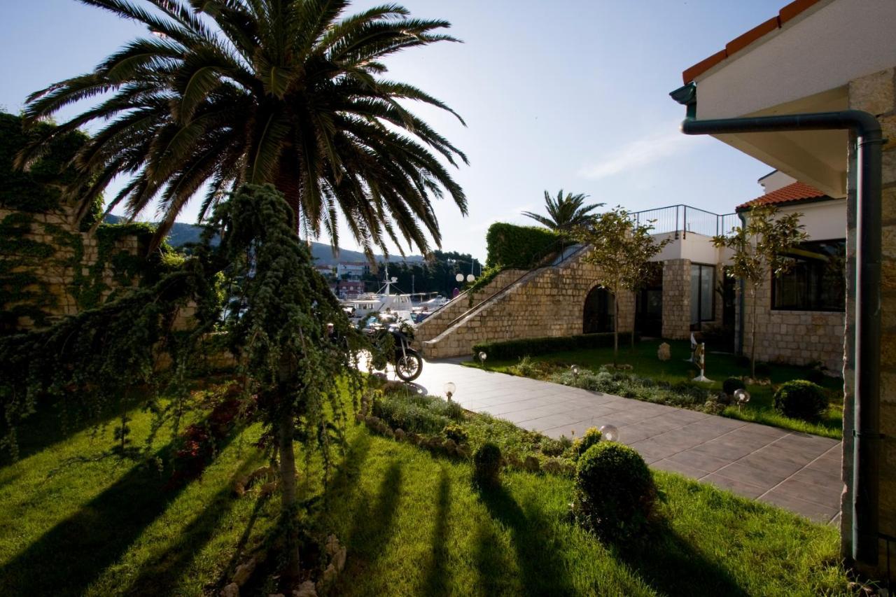 Hotel International Rab Town Luaran gambar